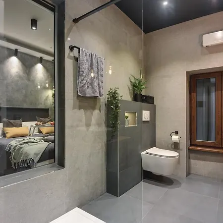 De 2020 With Free Parking Apartment *