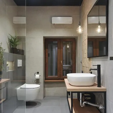 Apartment De 2020 With Free Parking Pula