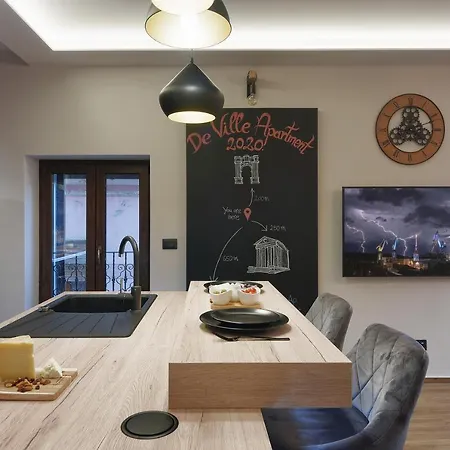 아파트 De 2020 With Free Parking 풀라